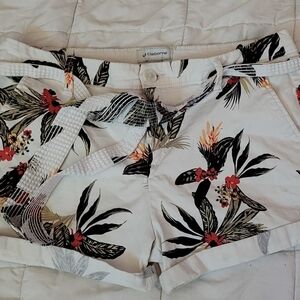 Liz Claiborne Tropical Print Belted Shorts